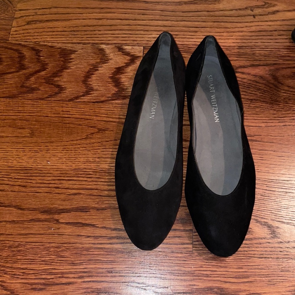 Stuart Weitzman size 9 flats